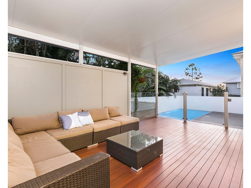 56 Petersen Street, Wynnum QLD 4178