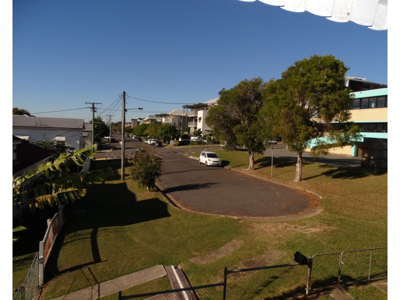 135 Akonna Street, Wynnum QLD 4178