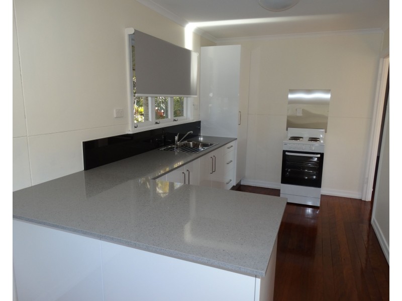 135 Akonna Street, Wynnum QLD 4178