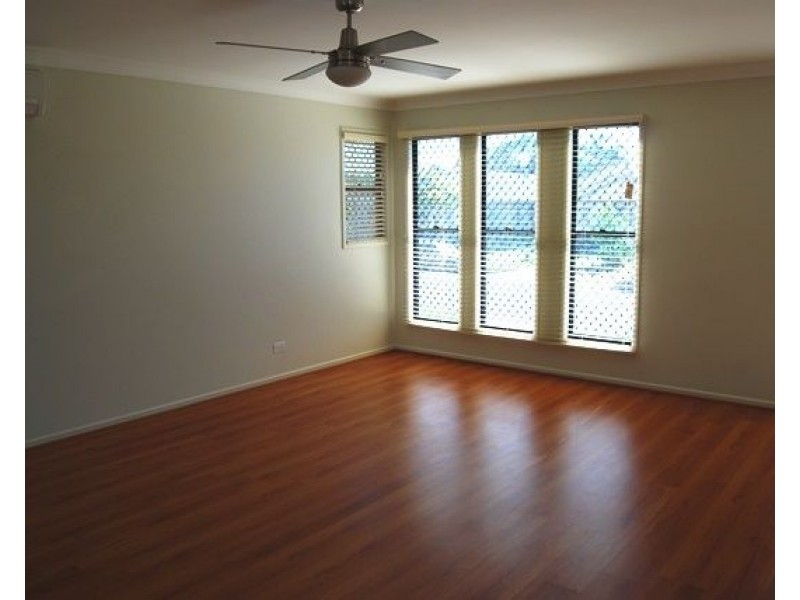 75 Whites Road, Manly West QLD 4179