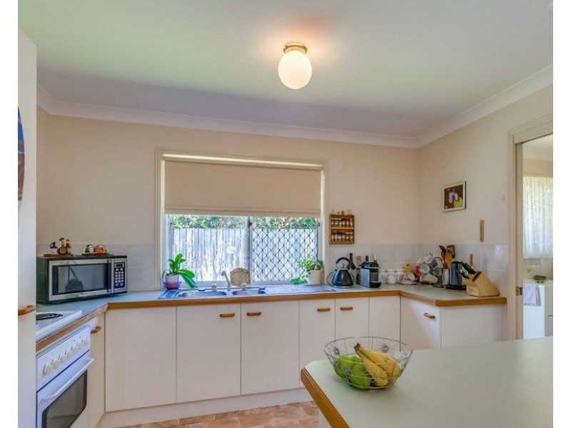 6 Davidson Street, Wynnum QLD 4178
