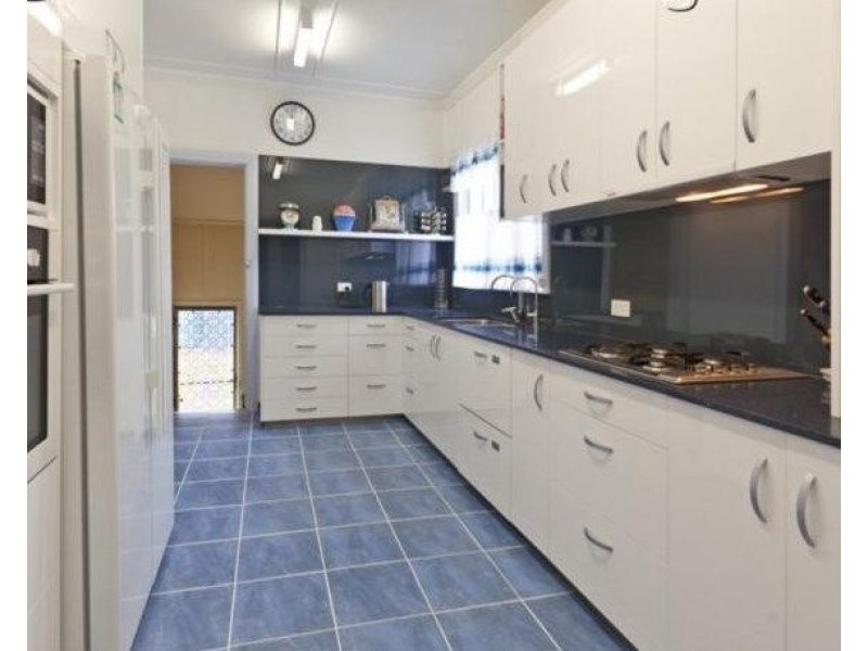 156 Wynnum North Road, Wynnum QLD 4178