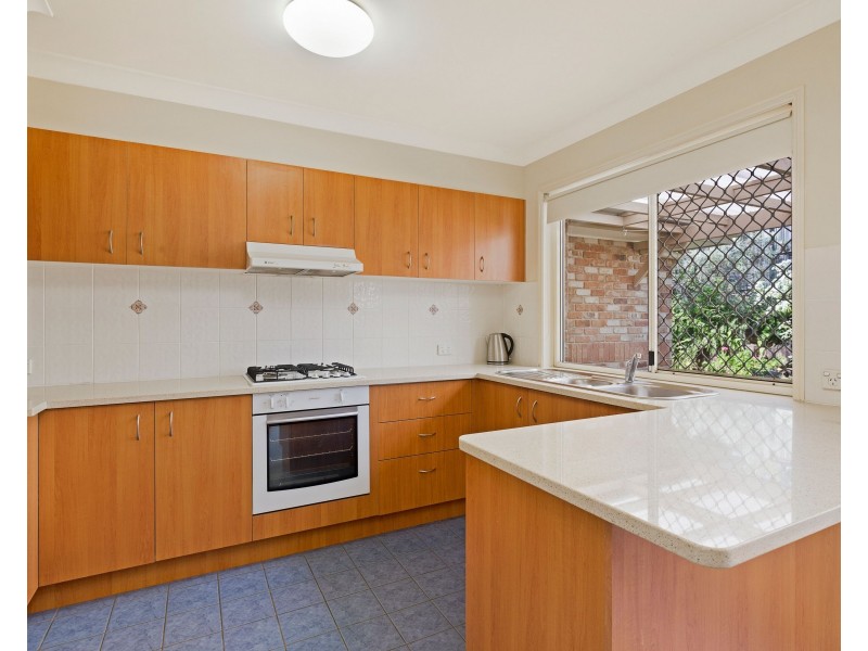 25/27 Camille Crescent, Wynnum West QLD 4178
