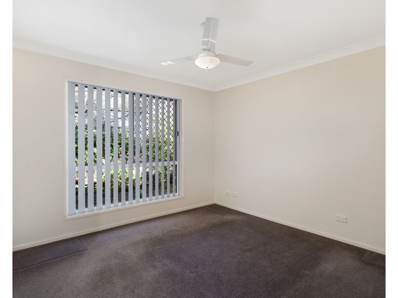 25/27 Camille Crescent, Wynnum West QLD 4178
