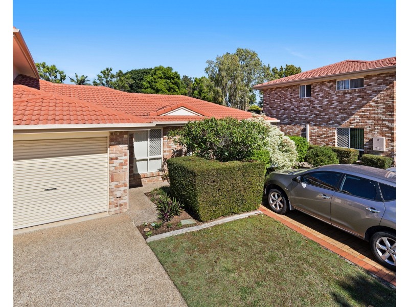 25/27 Camille Crescent, Wynnum West QLD 4178