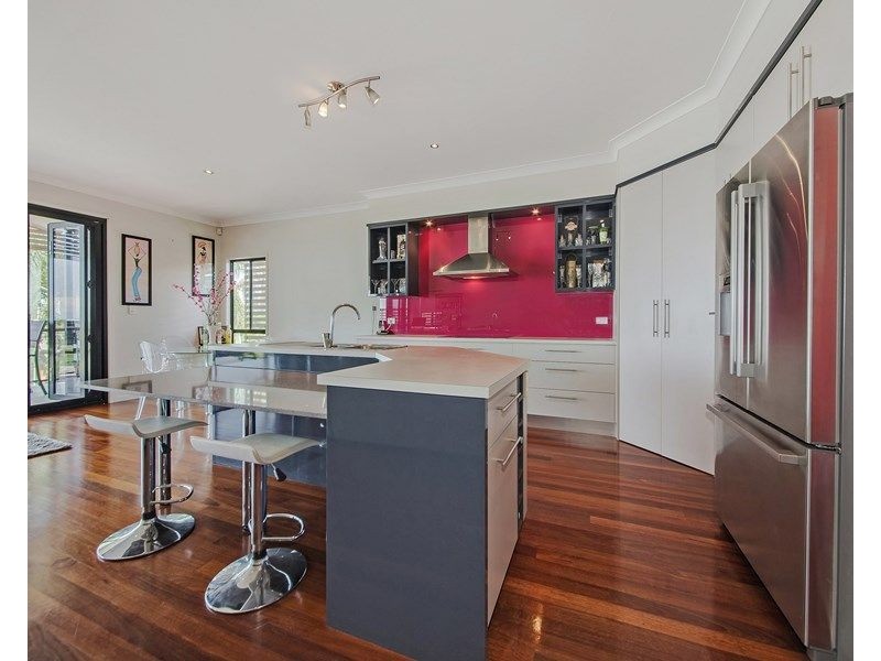 115 Raeburn Street, Manly West QLD 4179