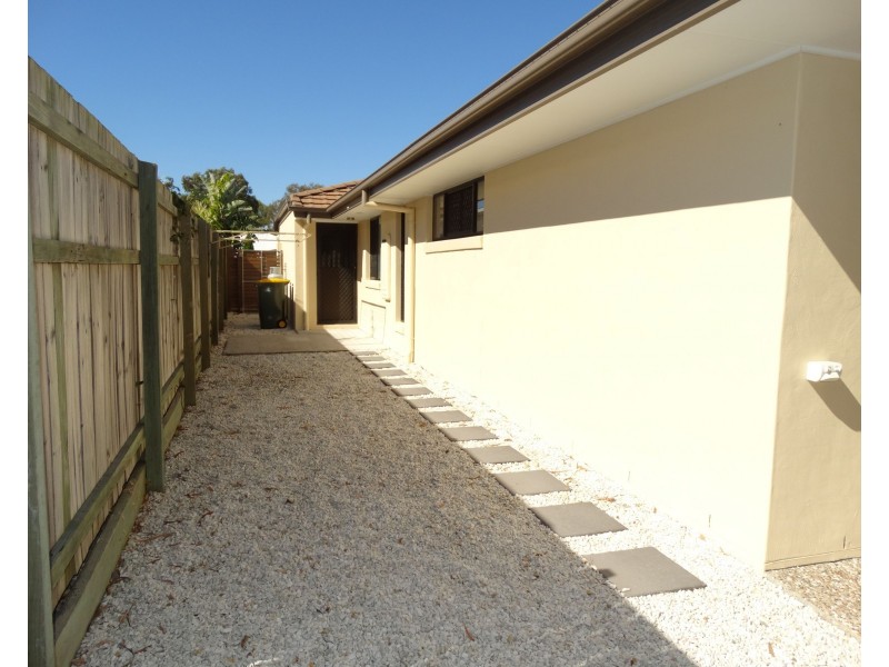 24 Worchester Crescent, Wakerley QLD 4154