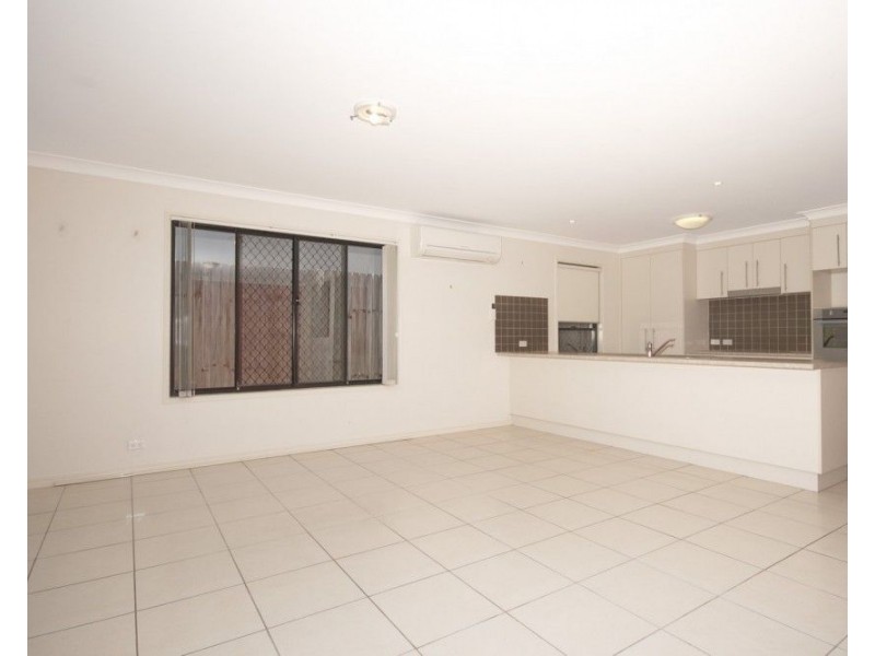 103 Kamarin Street, Manly West QLD 4179