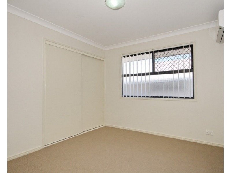 103 Kamarin Street, Manly West QLD 4179