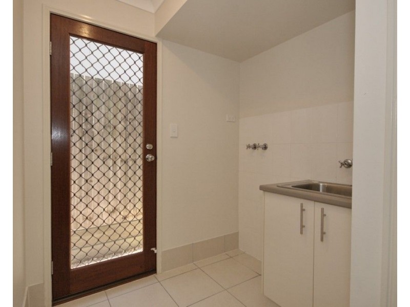 103 Kamarin Street, Manly West QLD 4179