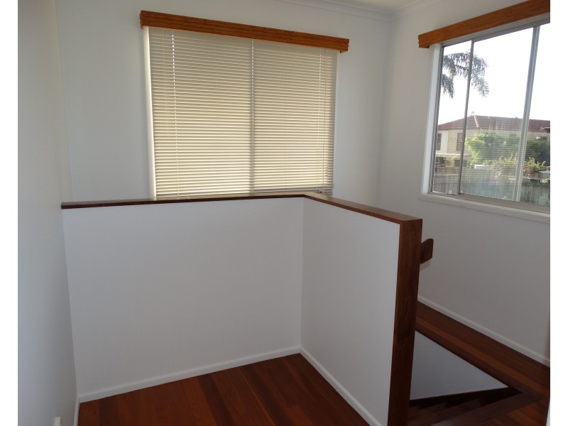 51 Stewart Parade, Manly QLD 4179