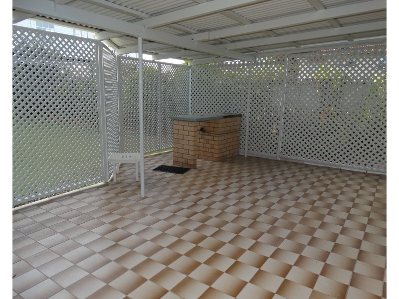 51 Stewart Parade, Manly QLD 4179