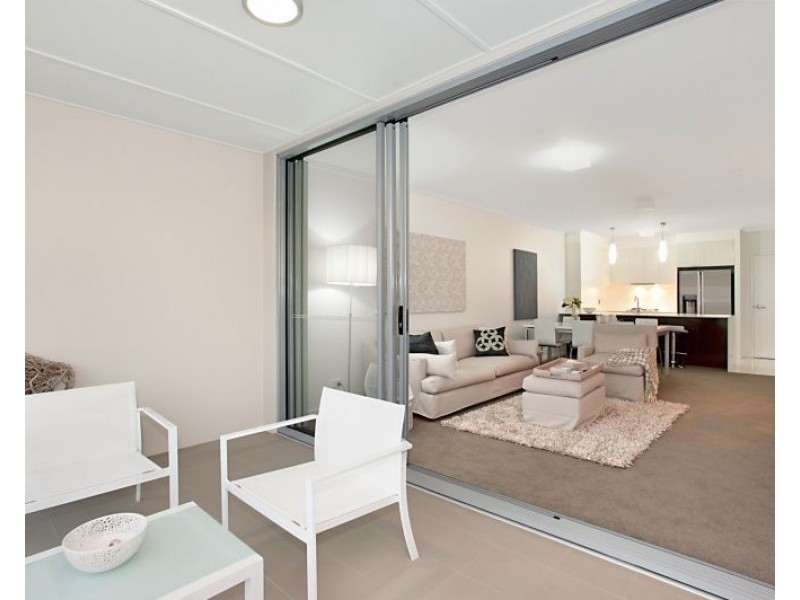 1/52 Yamboyna Street, Manly QLD 4179