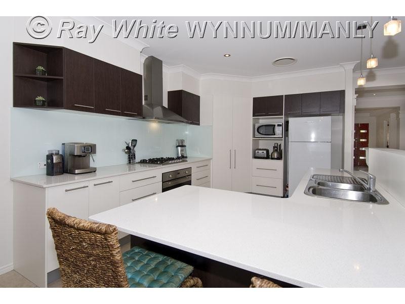 14 Darling Terrace, Wakerley QLD 4154