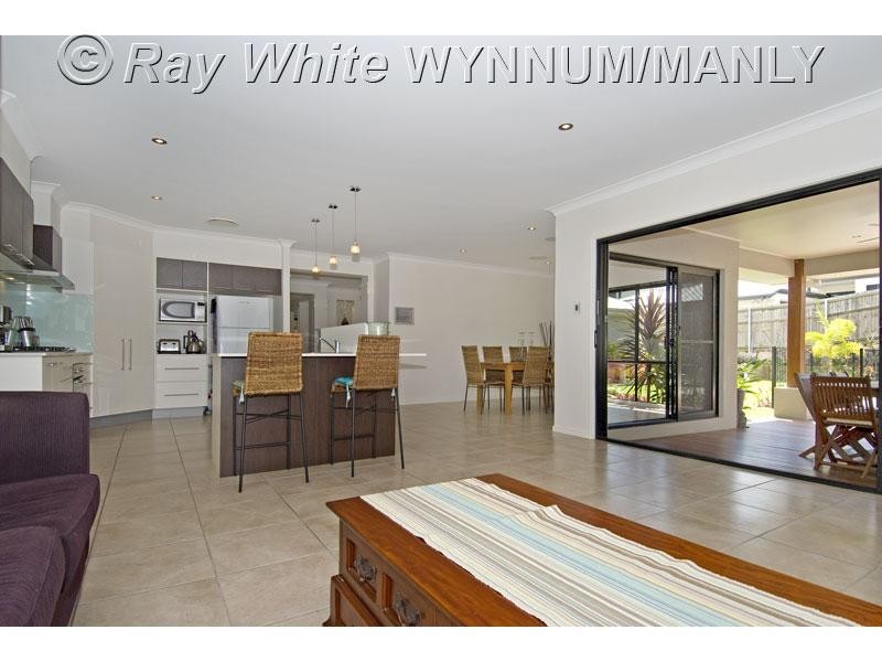 14 Darling Terrace, Wakerley QLD 4154