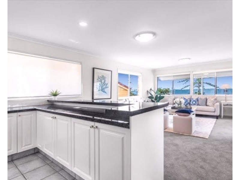 223 Wynnum Esplanade, Wynnum QLD 4178