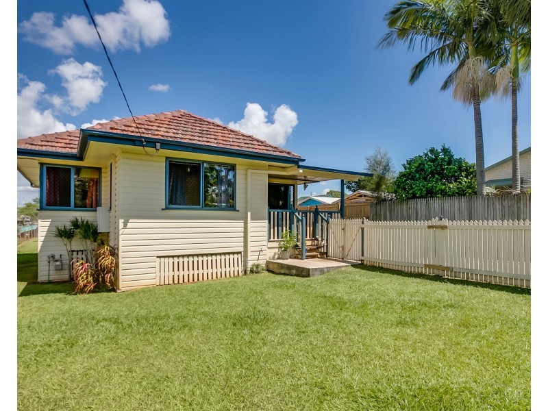 13 Jellicoe Street, Manly West QLD 4179