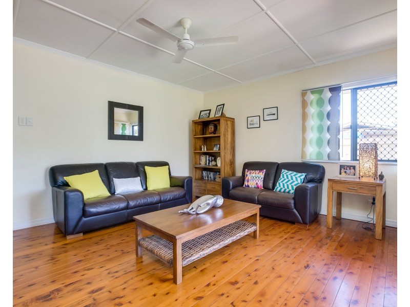 13 Jellicoe Street, Manly West QLD 4179