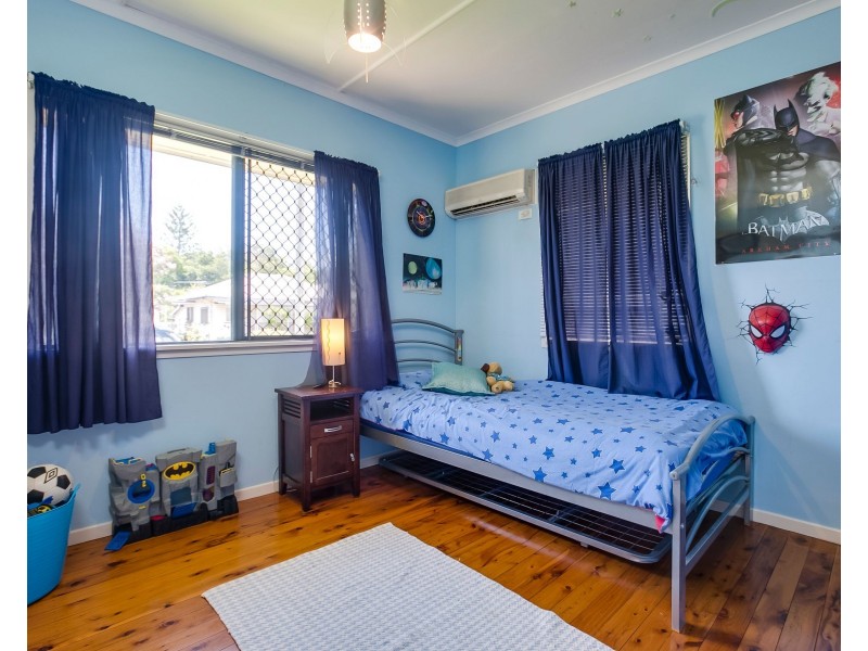 13 Jellicoe Street, Manly West QLD 4179
