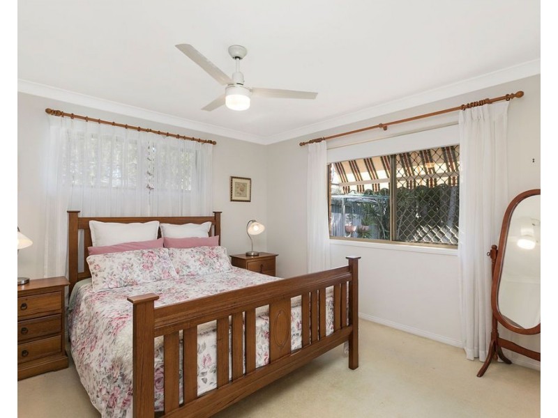 13 Manin Street, Wynnum QLD 4178