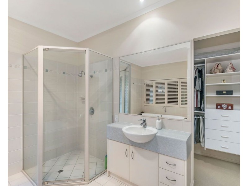 117 Picton Parade, Wynnum QLD 4178