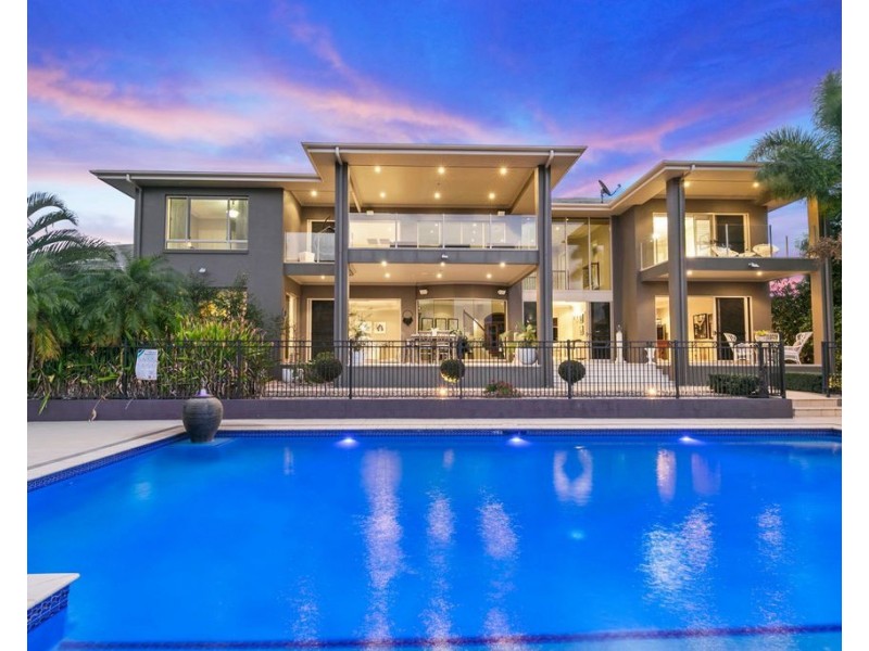 12 Alverna Close, Wynnum QLD 4178