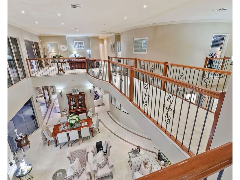 12 Alverna Close, Wynnum QLD 4178