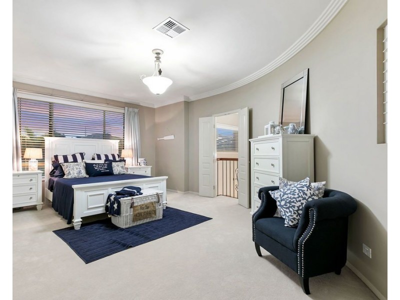 12 Alverna Close, Wynnum QLD 4178