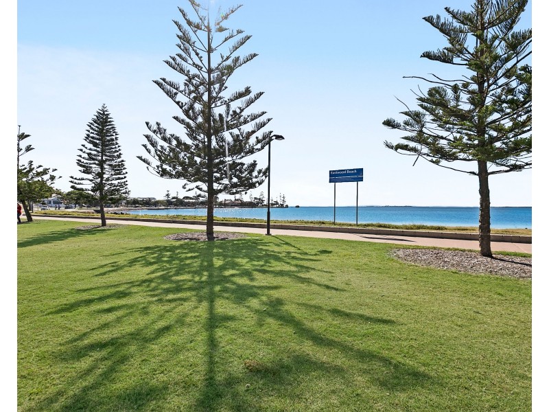 413 Esplanade, Manly QLD 4179