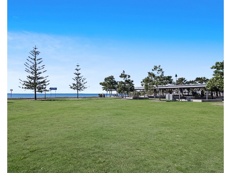 413 Esplanade, Manly QLD 4179