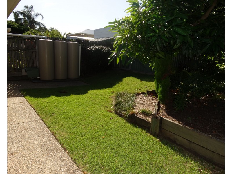 13 Outram Street, Lota QLD 4179