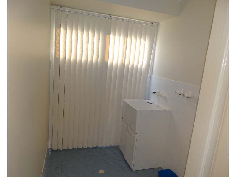 13 Outram Street, Lota QLD 4179