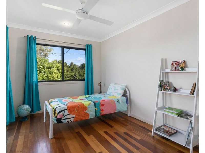 63 Selina Street, Wynnum QLD 4178