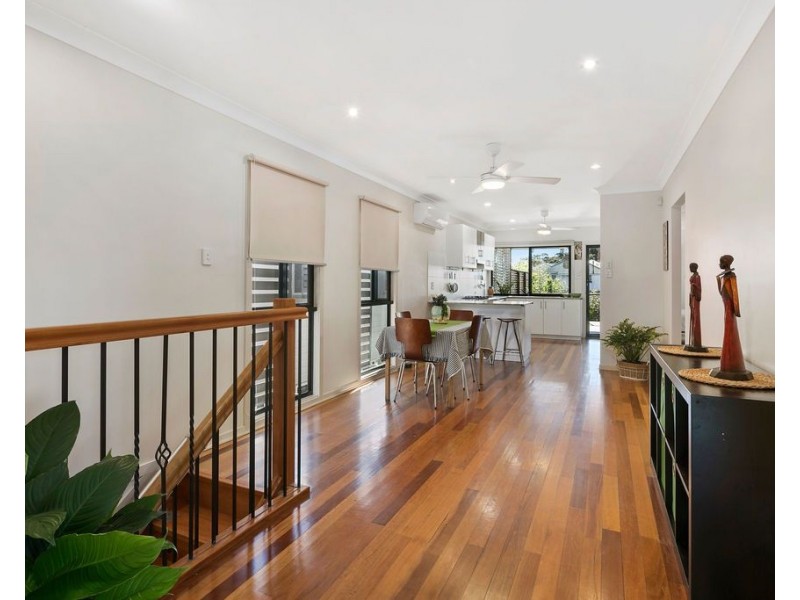 63 Selina Street, Wynnum QLD 4178