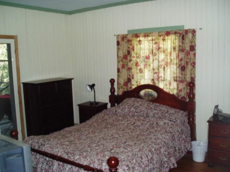 76 Macdonald Street, Lota QLD 4179