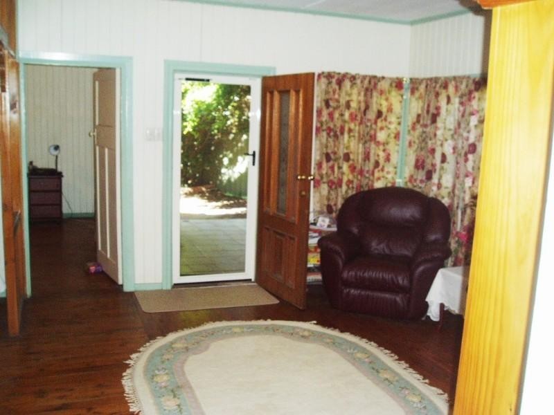 76 Macdonald Street, Lota QLD 4179