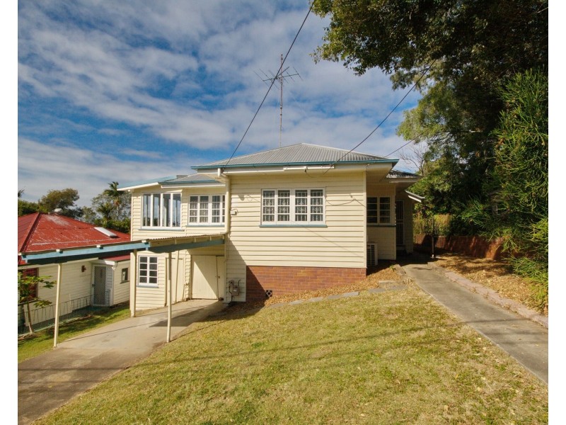 10 Crown Street, Wynnum QLD 4178