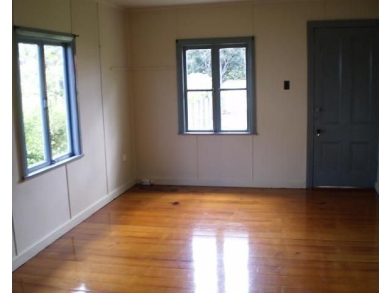 2/167 Mountjoy Terrace, Manly QLD 4179