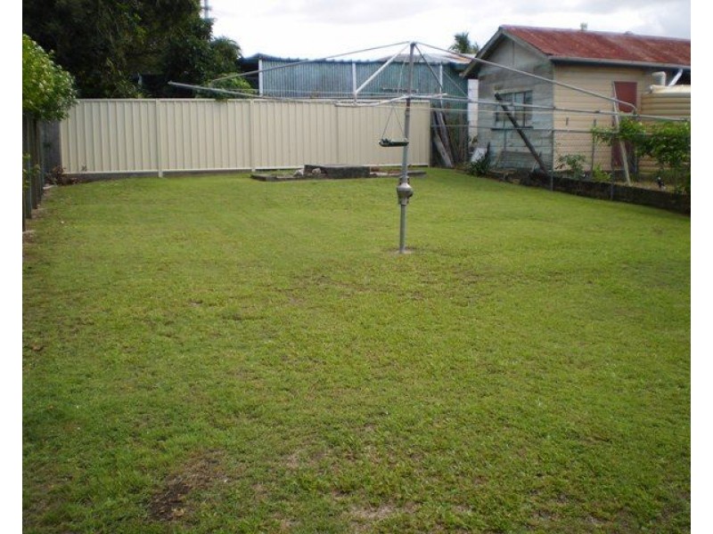 2/167 Mountjoy Terrace, Manly QLD 4179