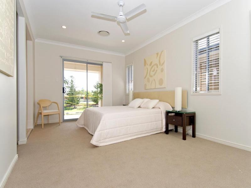9 & 11 & 13 Parkview Avenue, Wynnum QLD 4178
