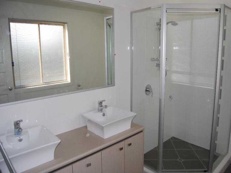 58 Yarra Road, Wakerley QLD 4154