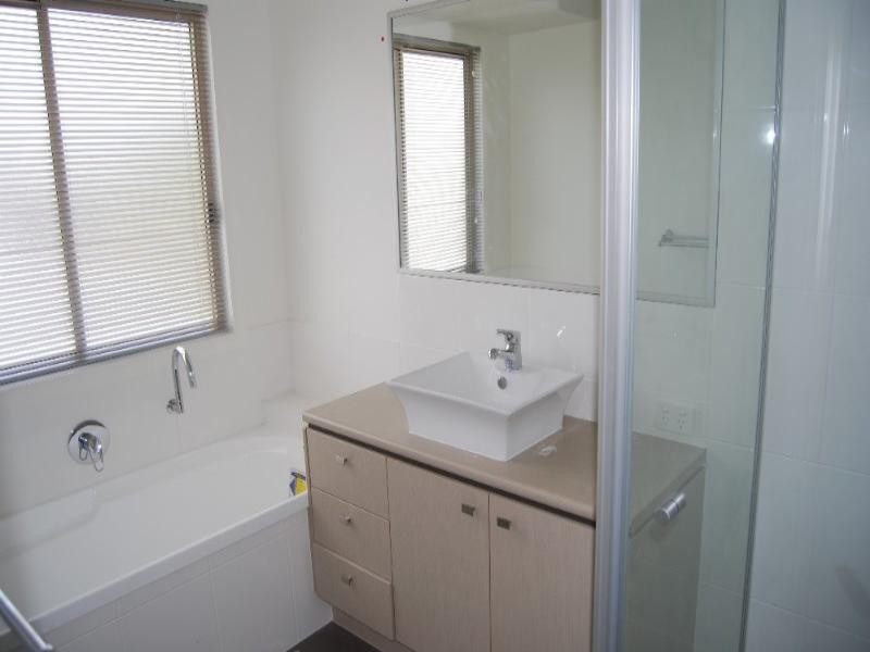 58 Yarra Road, Wakerley QLD 4154