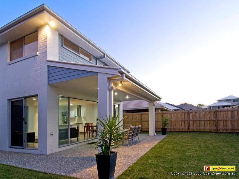 11 Sylvateere Crescent, Wakerley QLD 4154