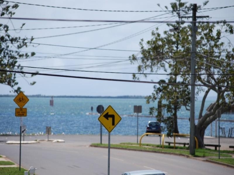 15 Glenora Street, Wynnum QLD 4178