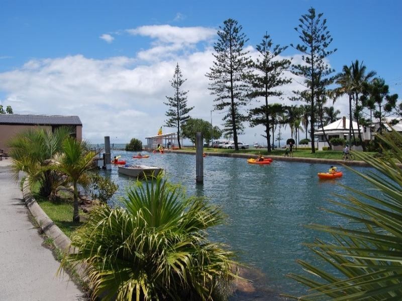 15 Glenora Street, Wynnum QLD 4178