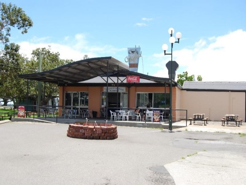 15 Glenora Street, Wynnum QLD 4178