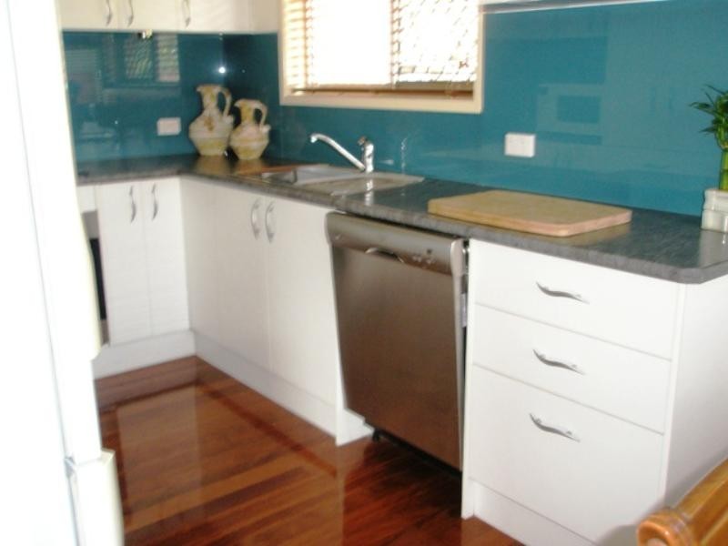 2 Gurnai Street, Belmont QLD 4153