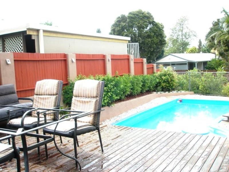 2 Gurnai Street, Belmont QLD 4153