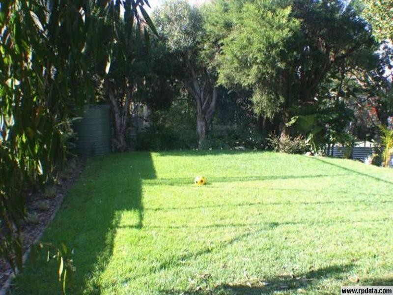 126 Ernest Street, Manly QLD 4179