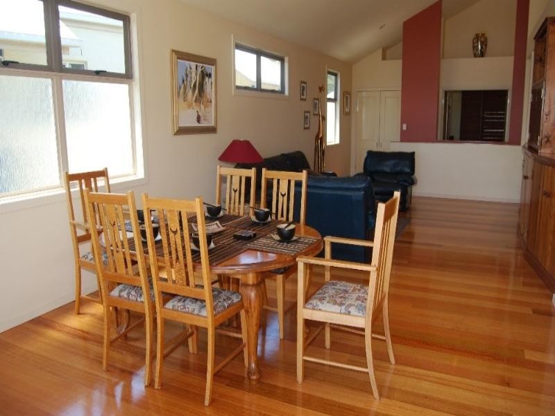 114 Stratton Terrace, Manly QLD 4179